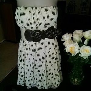 Strapless, Balloon style, dress