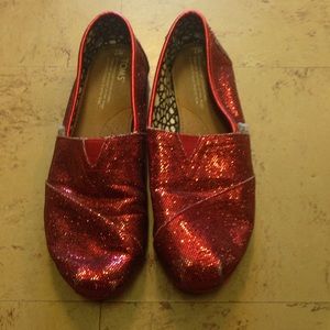 Red Sparkly Toms