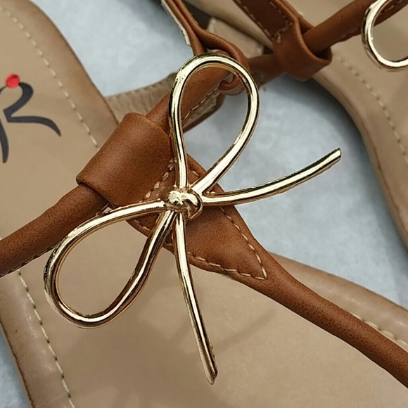 R Shoes - The most adorable bow sandals! R Shoes - The most adorable bow sandals!