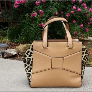Leopard and bow handbag