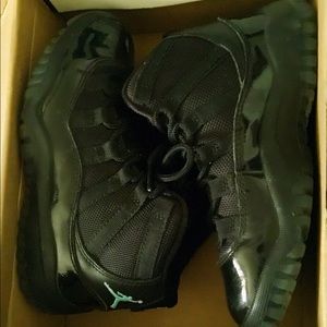 Jordan toddler size 11c sneakers!!