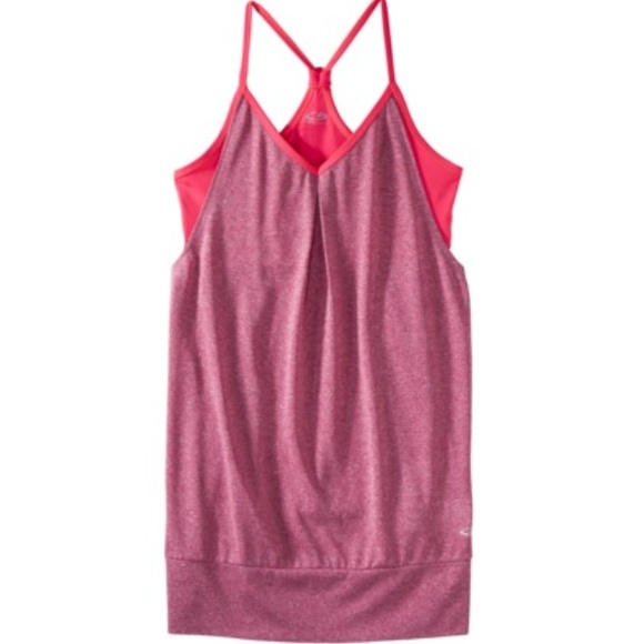 Workout top with layering bra