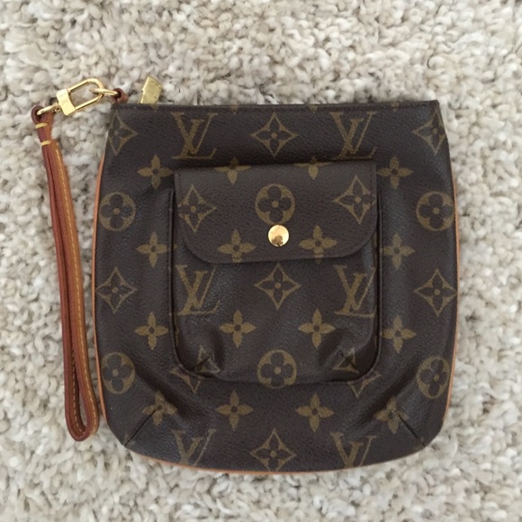 Louis Vuitton Partition Wristlet