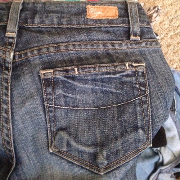 Size 25 Paige Premium Laurel Canyon jeans