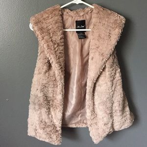 Me Jane faux fur vest