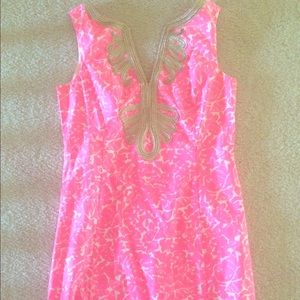 Beautiful Lilly Pulitzer dress size 8.