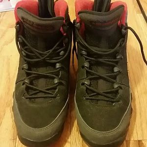 Air jordans charcoal