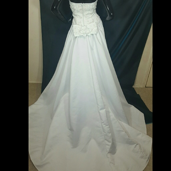 Michaelangelo Wedding Gown - Picture 3 of 7