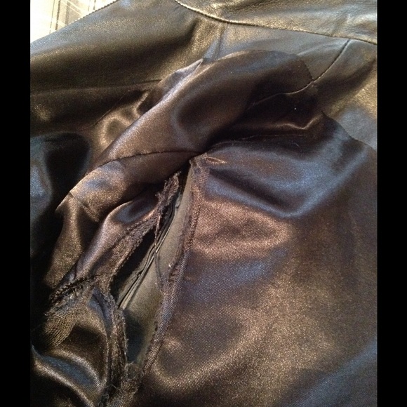 Motorcycle LEATHER Jacket🏍 - Picture 4 of 4