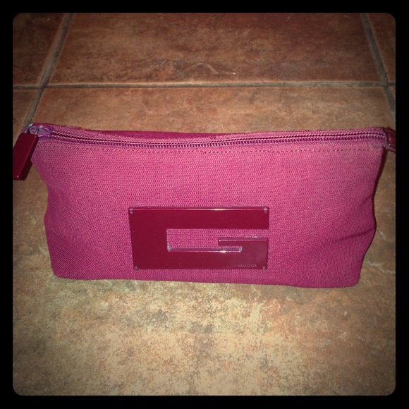 Authentic Maroon Gucci Makeup Bag - Picture 1 of 4