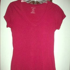 Red v-neck tee, size medium