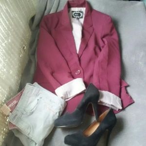 Maroon blazer