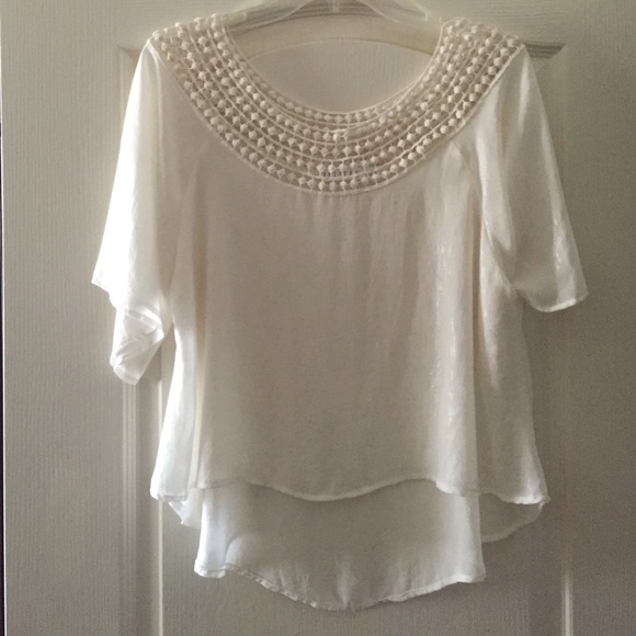 Pretty cutout blouse