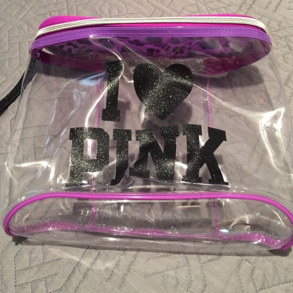 **Traded** Vs pink zip up bag - Picture 2 of 2