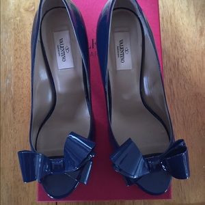 Brand new Valentino blue bow shoes
