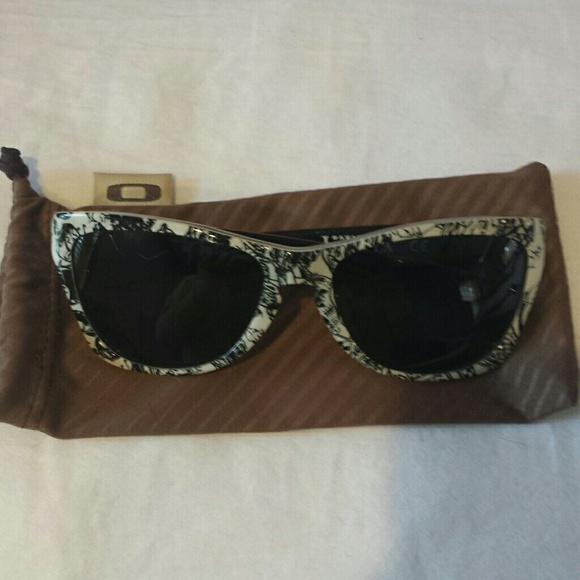 Oakley Jupiter Sunglasses Limited edition!