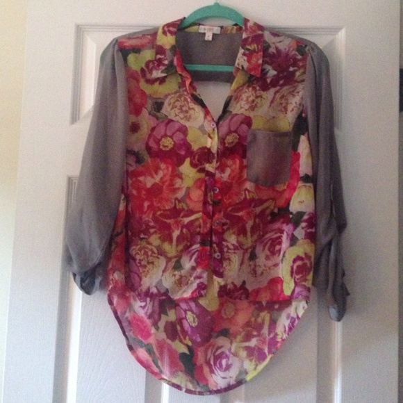 3/4 sleeve Floral Top