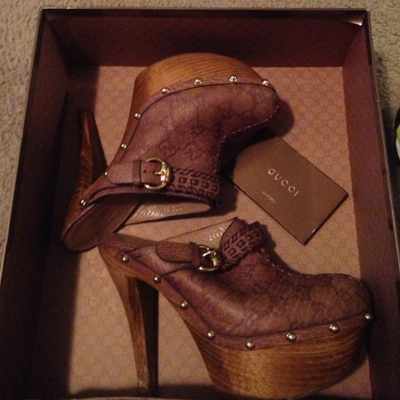 Gucci Clogs