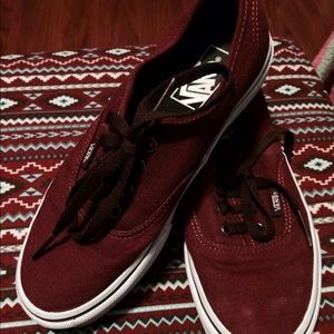 only worn once maroon vans