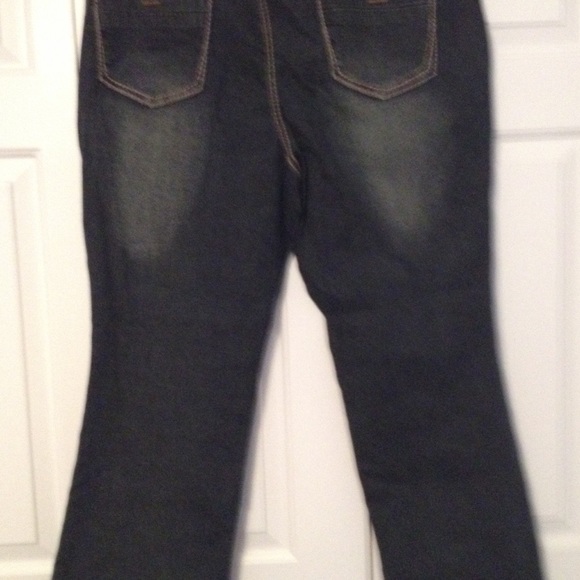 New Jeans with great detail