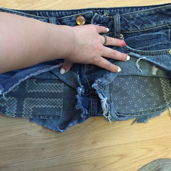 American Eagle Jean Cut-Offs - Picture 3 of 3