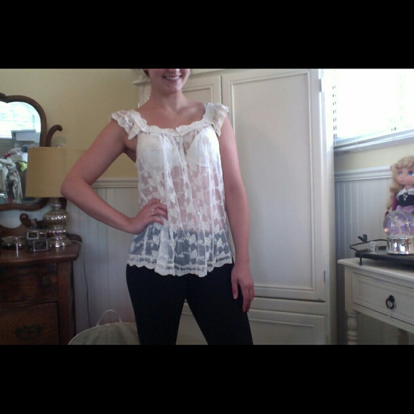 White lace tank
