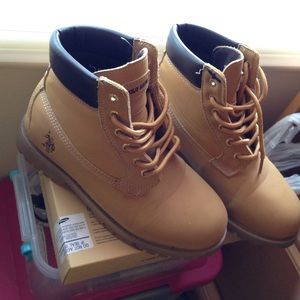 Polo boots