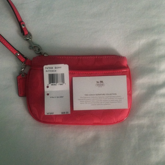 Brand New With Tags Pink Coach Wristlet - Picture 2 of 3