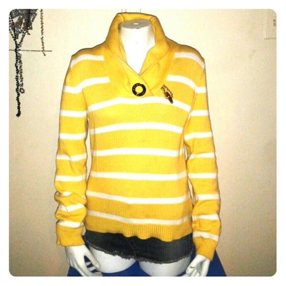Ralph Lauren Tops - Ralph Lauren sweater