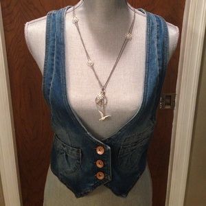 Retro denim vest