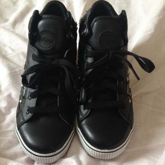 Black Pastry Shoes