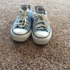 sky blue all star converse💙