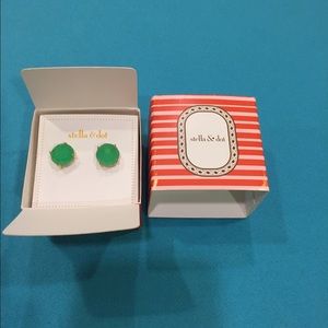 Stella And Dot Janice stud earrings