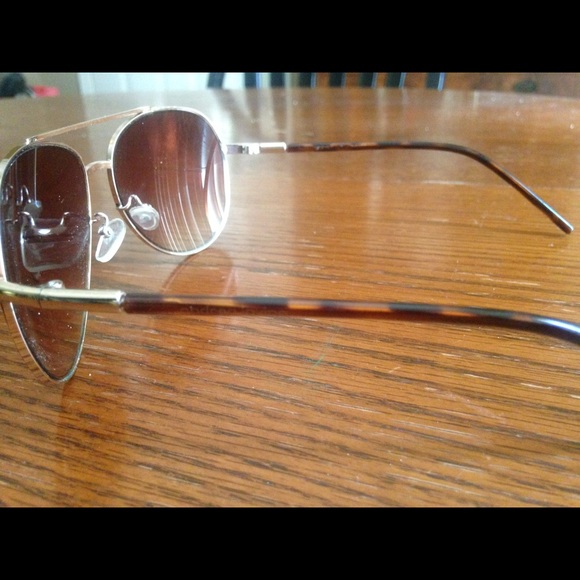 Tortoise Aviators - Picture 2 of 2