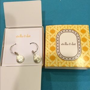Stella And Dot Demi earrings silver