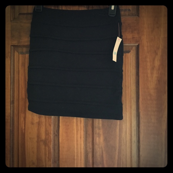 Little Black Skirt ◾️