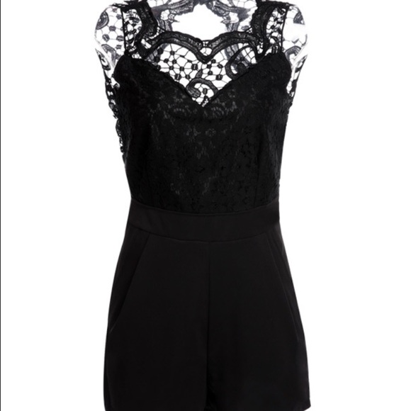 White Romper! New - Picture 2 of 3