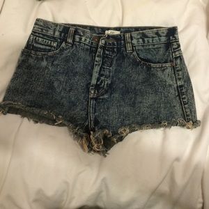 Never before worn forever 21 Jean shorts