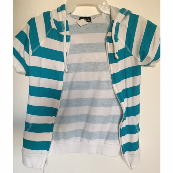 Zip top - Picture 2 of 4