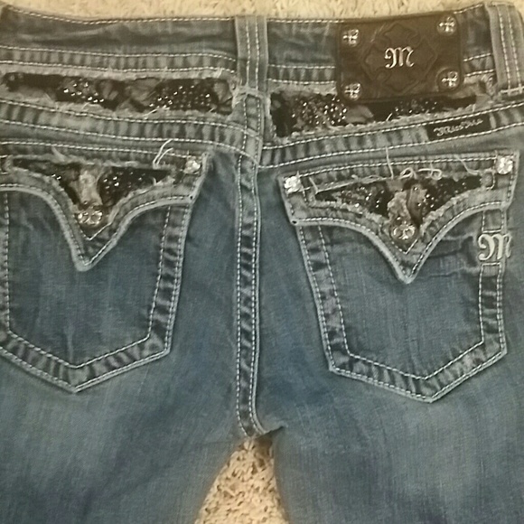 Miss Me jeans 30 inseam 33 Boot cut low rise