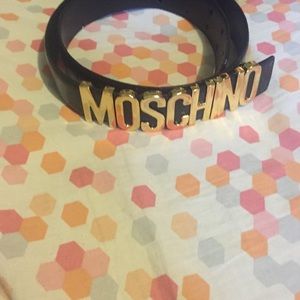 moschino belt