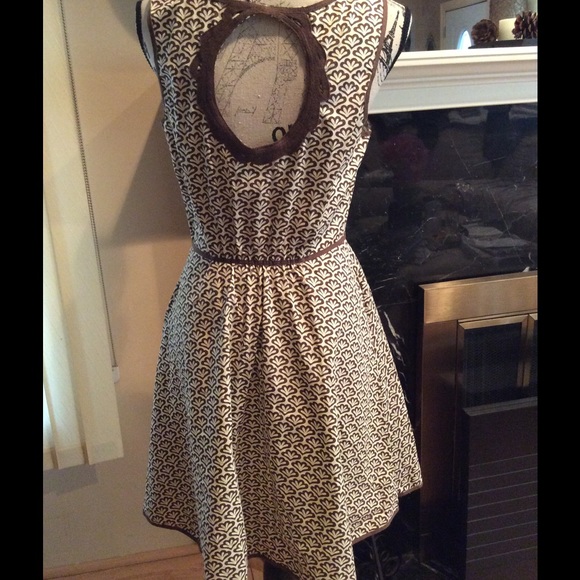 Studio M- Pretty 100% Cotton Brown and Bg Sundress - Picture 3 of 4