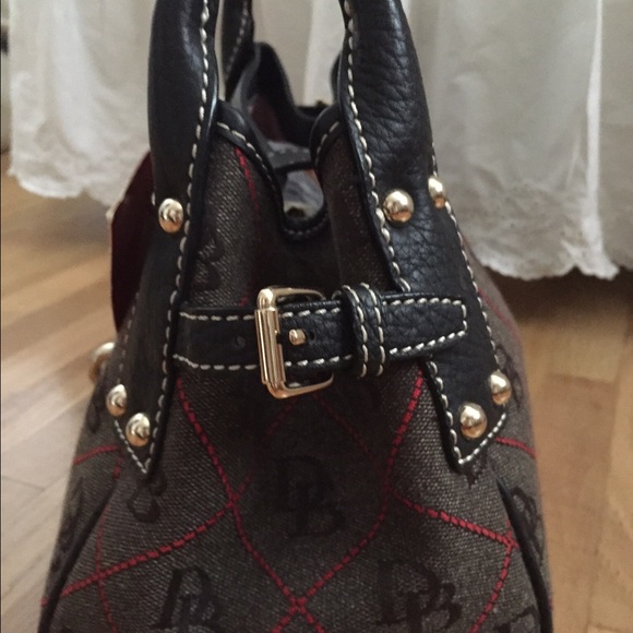 Small cute purse...please offer me - Picture 2 of 4