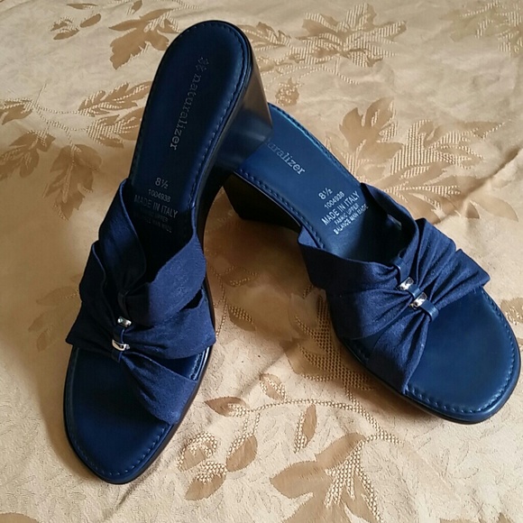 Naturalizer Womens Sandals like new