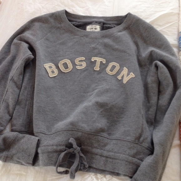 Cropped Boston sweatshirt