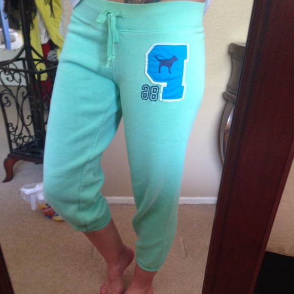 SOLD in bundle Victoria's Secret Crop sweat pants