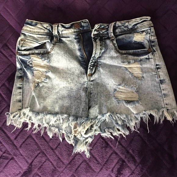 high waisted shorts - Picture 1 of 3