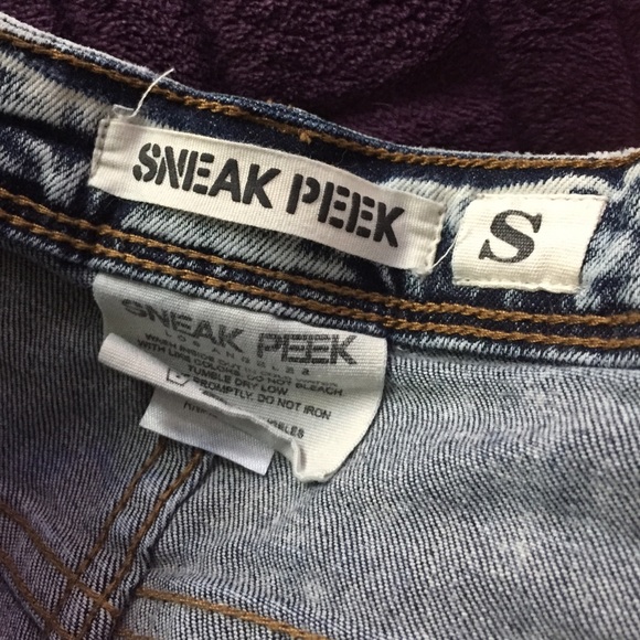 high waisted shorts - Picture 3 of 3