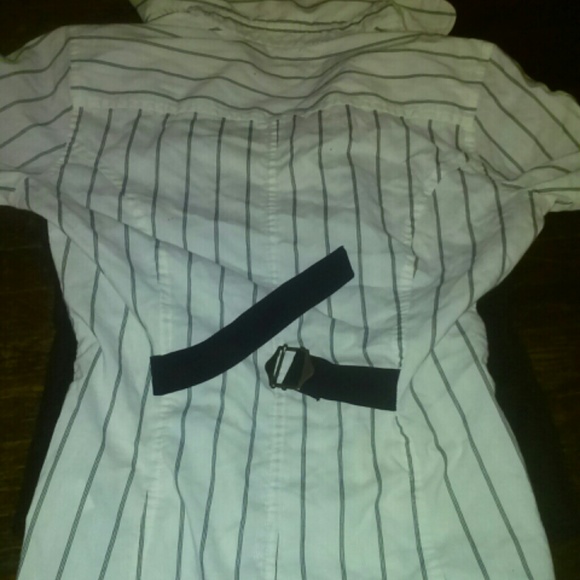 Long sleeved business shirt