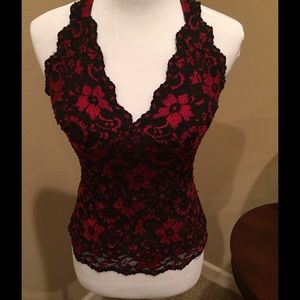 Cache sexy red and black top